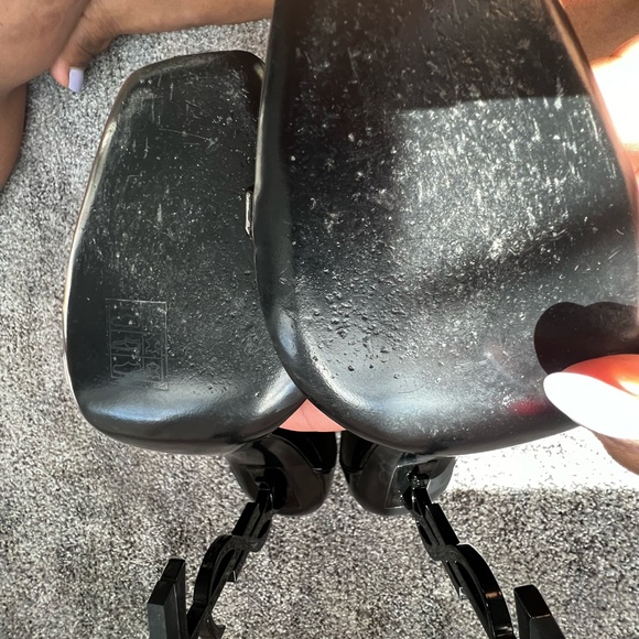 Saint Laurent Black Nappa Opyum
110mm Matte Ysl Sandals Size EU 39 - Picture 13 of 13